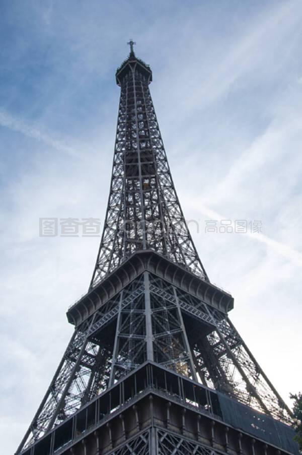 巴黎之心 埃菲爾鐵塔的永恒魅力